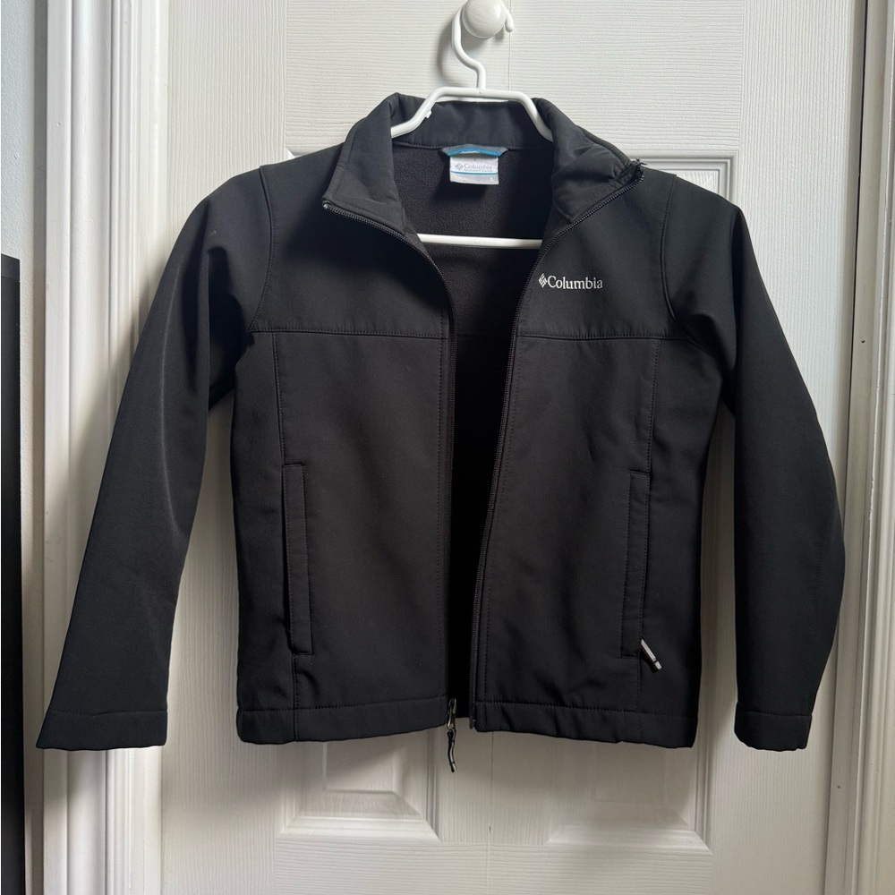 Columbia Women's Black Raincoat